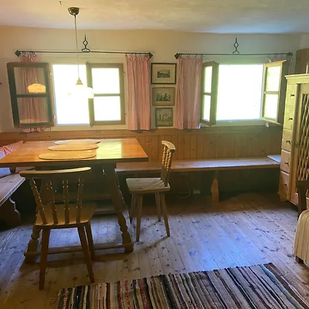 Chalet Halthaeusl - Auf Der Alm *